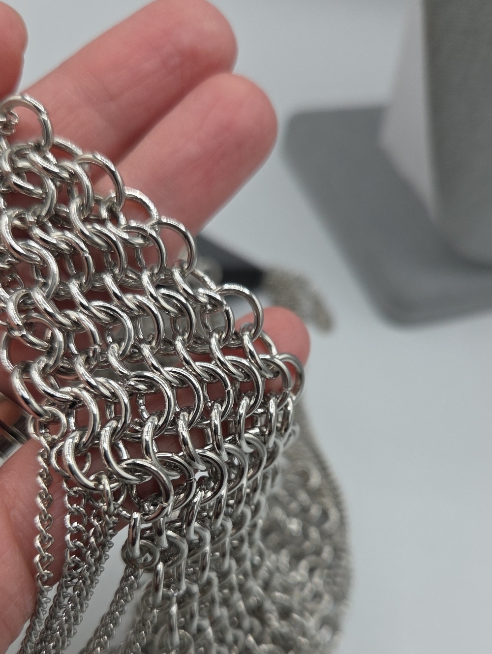 5 for $25! Paparazzi Defiant Zi Collection Silver Tone Chainmail Necklace - Picture 3 of 3